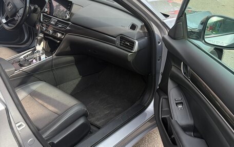 Honda Accord IX рестайлинг, 2022 год, 1 990 000 рублей, 14 фотография