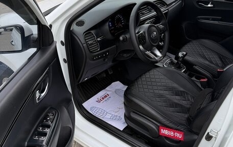 KIA Rio IV, 2017 год, 1 370 000 рублей, 6 фотография