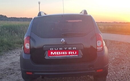 Renault Duster I рестайлинг, 2014 год, 1 000 000 рублей, 5 фотография