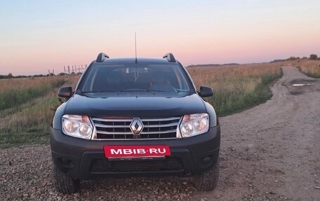 Renault Duster I рестайлинг, 2014 год, 1 000 000 рублей, 2 фотография