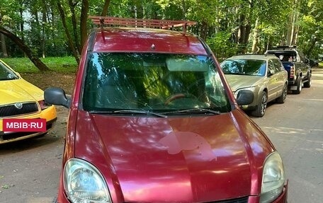Renault Kangoo II рестайлинг, 2004 год, 205 000 рублей, 3 фотография