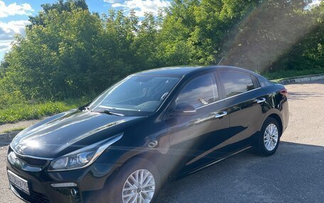 KIA Rio IV, 2018 год, 1 400 000 рублей, 3 фотография