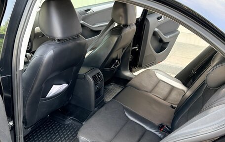 Volkswagen Jetta VI, 2013 год, 950 000 рублей, 10 фотография