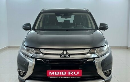 Mitsubishi Outlander III рестайлинг 3, 2017 год, 2 720 000 рублей, 2 фотография