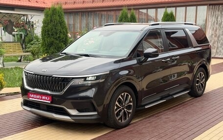 KIA Carnival, 2021 год, 1 880 000 рублей, 1 фотография