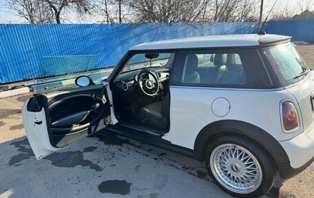 MINI Hatch, 2010 год, 630 000 рублей, 3 фотография