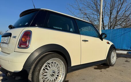 MINI Hatch, 2010 год, 630 000 рублей, 11 фотография