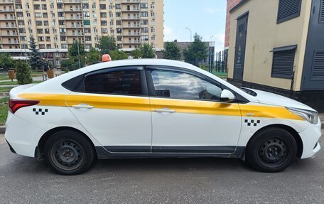 Hyundai Solaris II рестайлинг, 2018 год, 630 000 рублей, 7 фотография