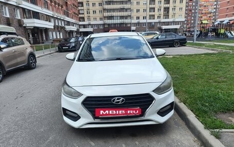 Hyundai Solaris II рестайлинг, 2018 год, 630 000 рублей, 5 фотография