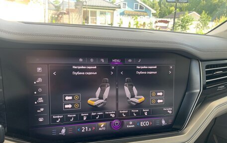 Volkswagen Touareg III, 2019 год, 4 250 000 рублей, 8 фотография