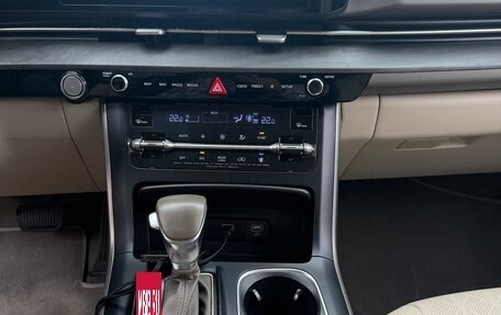 KIA Carnival, 2021 год, 1 880 000 рублей, 6 фотография