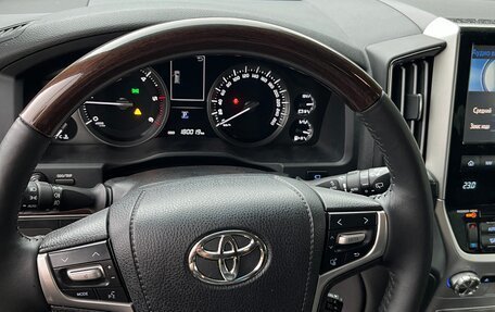 Toyota Land Cruiser 200, 2015 год, 6 500 000 рублей, 7 фотография