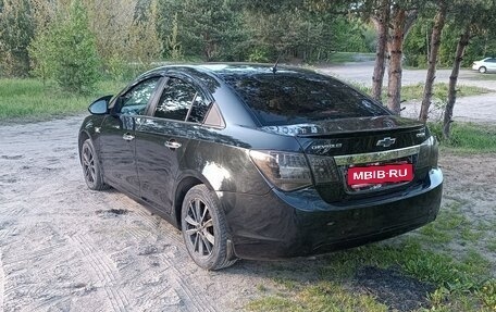 Chevrolet Cruze II, 2011 год, 555 000 рублей, 6 фотография