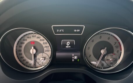 Mercedes-Benz GLA, 2014 год, 1 820 000 рублей, 14 фотография