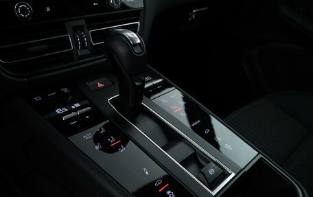 Porsche Macan I рестайлинг, 2023 год, 8 248 505 рублей, 17 фотография