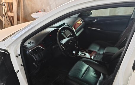 Toyota Camry, 2014 год, 1 800 000 рублей, 5 фотография