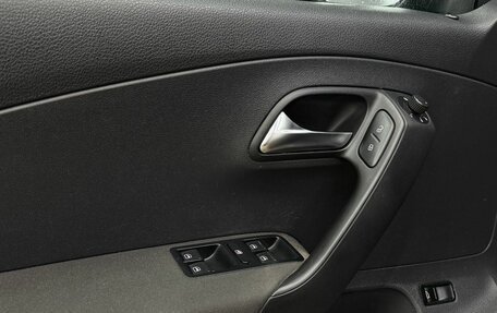 Volkswagen Polo VI (EU Market), 2017 год, 1 049 777 рублей, 5 фотография