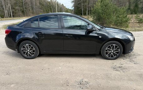 Chevrolet Cruze II, 2012 год, 750 000 рублей, 3 фотография