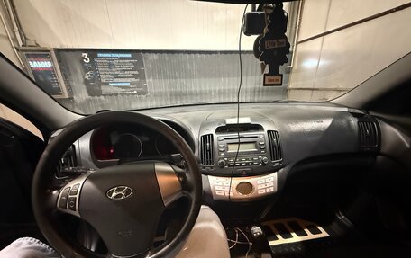 Hyundai Elantra IV, 2010 год, 800 000 рублей, 16 фотография