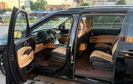 KIA Carnival, 2022 год, 4 049 000 рублей, 11 фотография