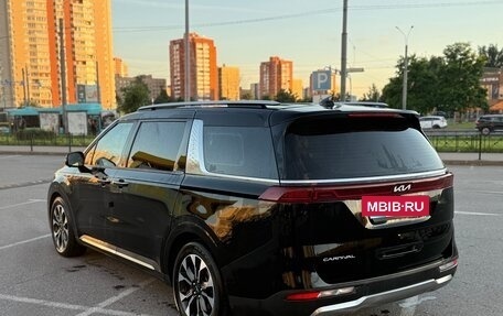 KIA Carnival, 2022 год, 4 049 000 рублей, 15 фотография