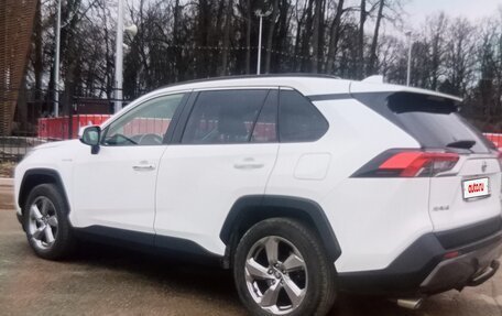 Toyota RAV4, 2020 год, 3 999 999 рублей, 3 фотография