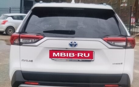 Toyota RAV4, 2020 год, 3 999 999 рублей, 5 фотография