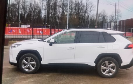 Toyota RAV4, 2020 год, 3 999 999 рублей, 9 фотография