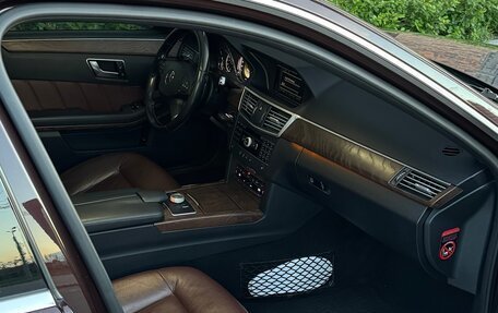 Mercedes-Benz E-Класс, 2012 год, 1 390 000 рублей, 14 фотография