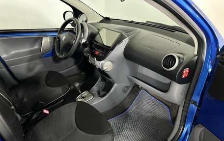 Peugeot 107 I рестайлинг, 2009 год, 420 000 рублей, 14 фотография