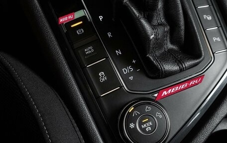 Volkswagen Tiguan II, 2017 год, 2 449 000 рублей, 10 фотография