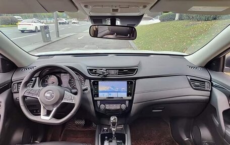 Nissan X-Trail, 2022 год, 2 170 000 рублей, 2 фотография