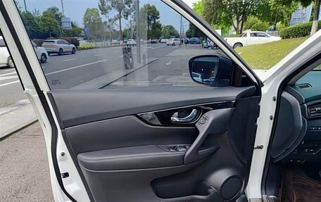 Nissan X-Trail, 2022 год, 2 170 000 рублей, 10 фотография