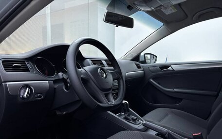 Volkswagen Jetta VI, 2016 год, 1 260 000 рублей, 16 фотография
