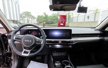 KIA K5, 2023 год, 2 390 005 рублей, 5 фотография