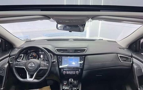 Nissan Qashqai, 2022 год, 1 950 000 рублей, 2 фотография