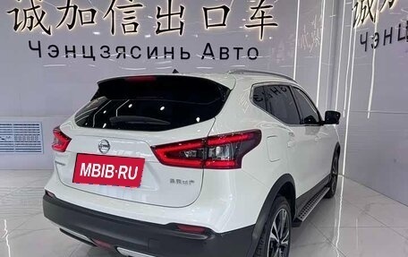 Nissan Qashqai, 2022 год, 1 950 000 рублей, 3 фотография