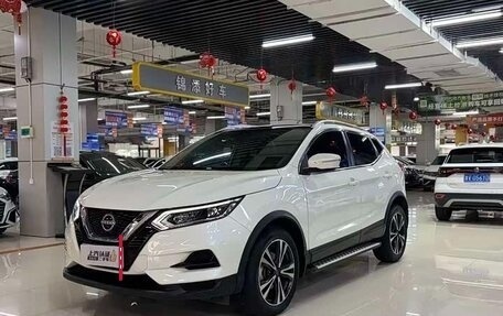 Nissan Qashqai, 2023 год, 2 080 000 рублей, 5 фотография
