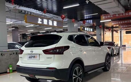 Nissan Qashqai, 2023 год, 2 080 000 рублей, 9 фотография