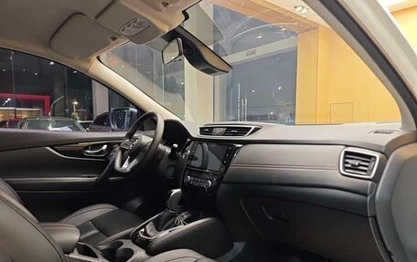 Nissan Qashqai, 2022 год, 1 800 000 рублей, 10 фотография