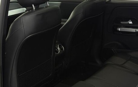 Mercedes-Benz GLB, 2022 год, 2 693 000 рублей, 12 фотография