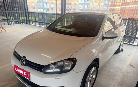 Volkswagen Golf VI, 2010 год, 580 000 рублей, 2 фотография