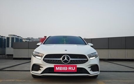 Mercedes-Benz A-Класс, 2023 год, 2 193 000 рублей, 2 фотография