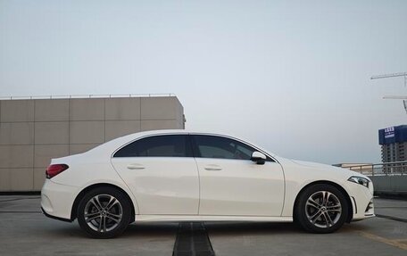 Mercedes-Benz A-Класс, 2023 год, 2 193 000 рублей, 7 фотография