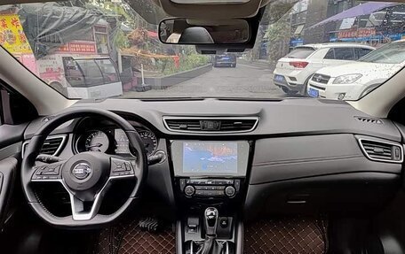 Nissan Qashqai, 2023 год, 2 000 000 рублей, 2 фотография