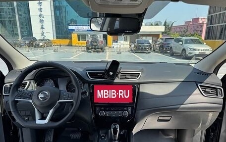 Nissan Qashqai, 2023 год, 1 850 000 рублей, 2 фотография