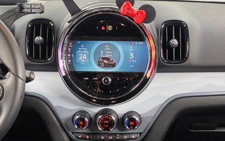 MINI Countryman II (F60), 2022 год, 2 230 000 рублей, 15 фотография