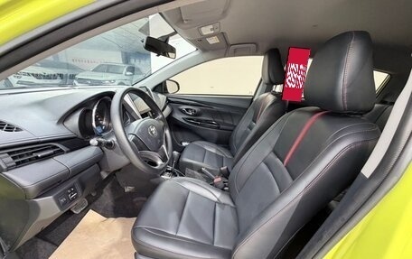 Toyota Yaris XP150 рестайлинг, 2021 год, 1 150 666 рублей, 13 фотография