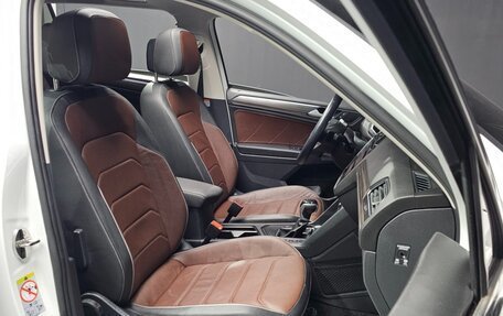 Volkswagen Tiguan II, 2023 год, 2 816 000 рублей, 12 фотография