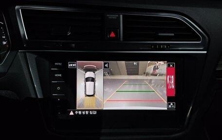 Volkswagen Tiguan II, 2023 год, 2 816 000 рублей, 19 фотография